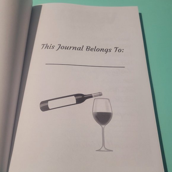 Wine Review Journal for White Wine Lovers: 160 Pages Paperback - Picture 2 of 3